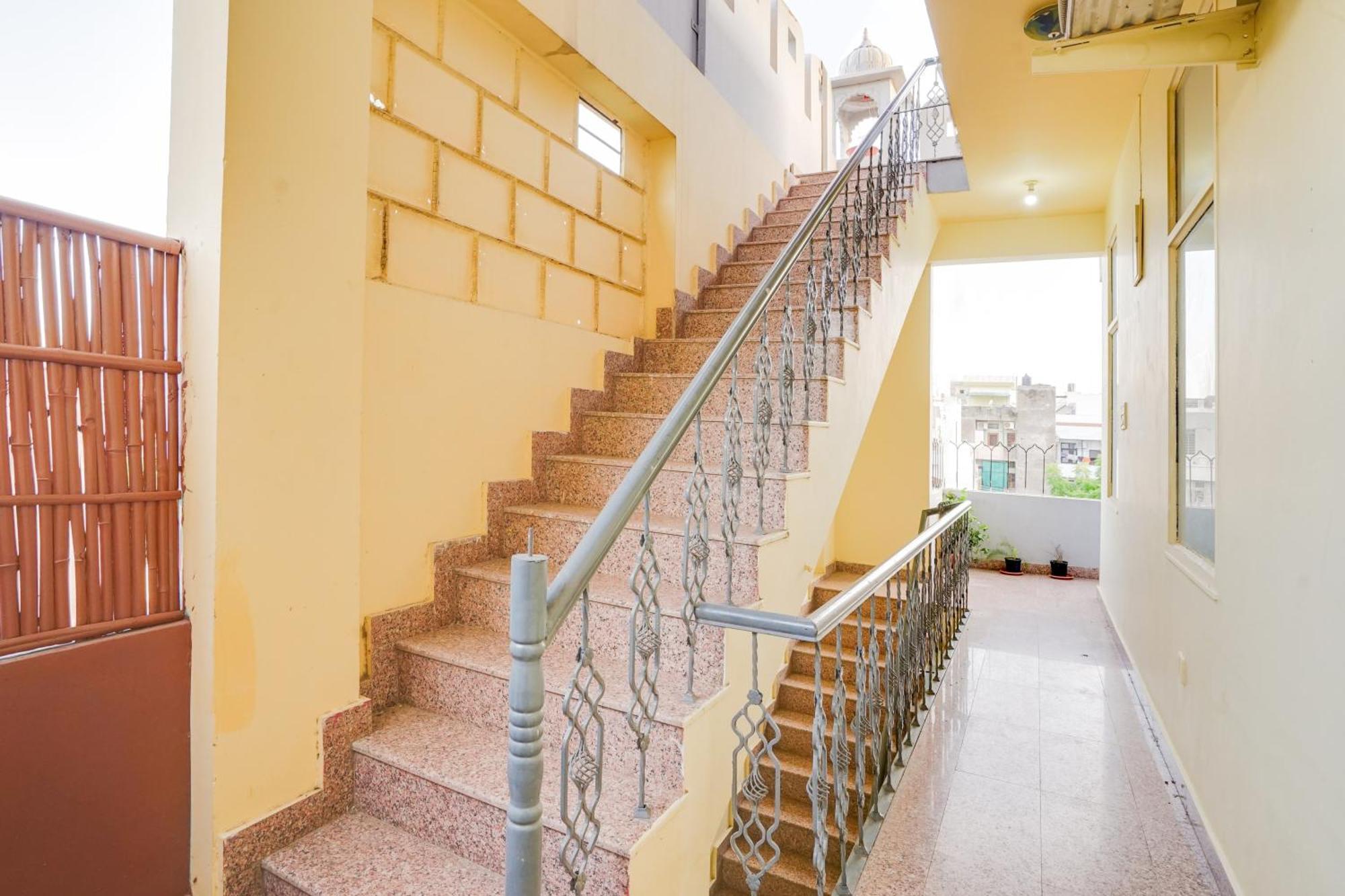 ג'איפור Super Hotel O Jln Marg Malviya Nagar Formerly Hotel Braj Haveli מראה חיצוני תמונה